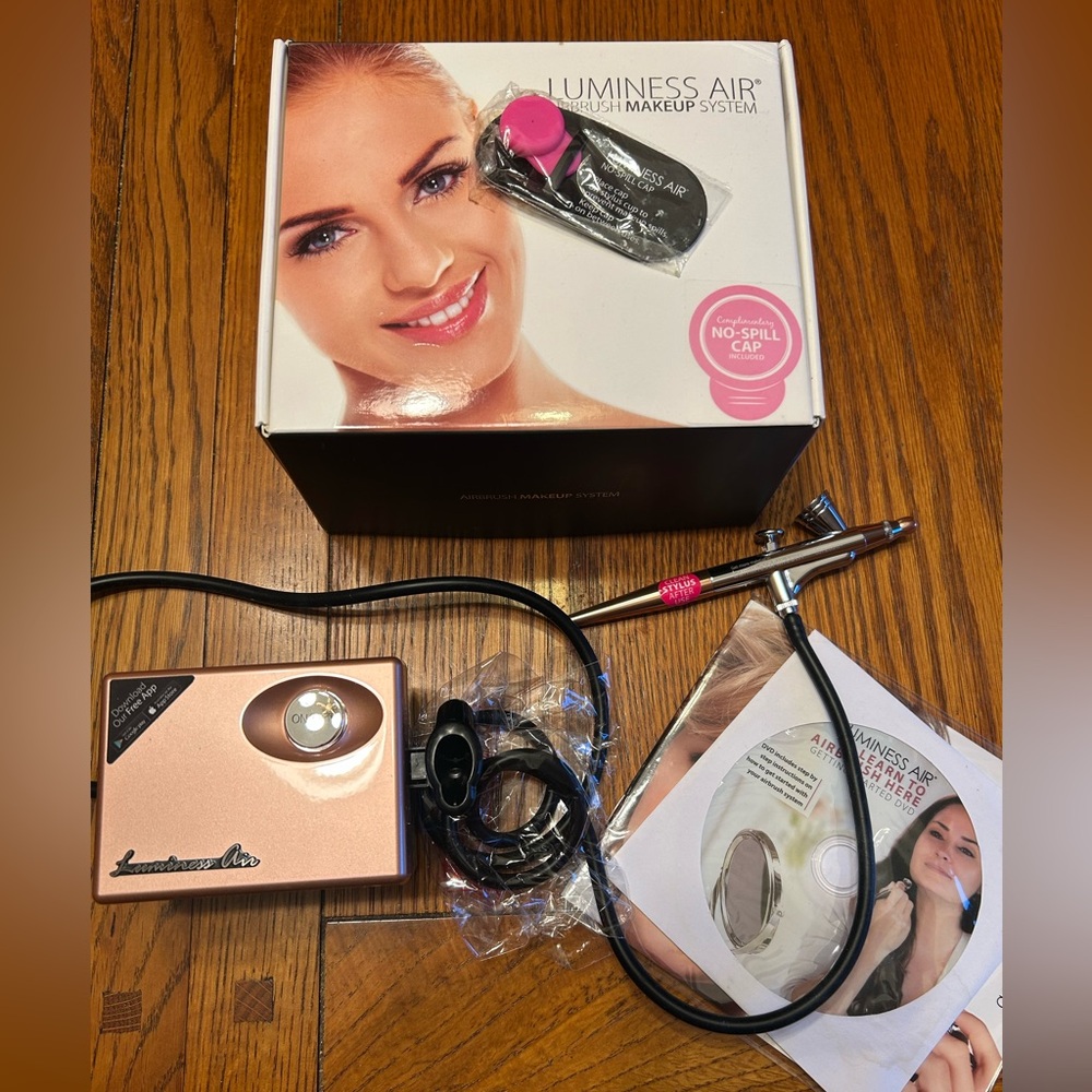 Luminess‎ Air Airbrush makeup system